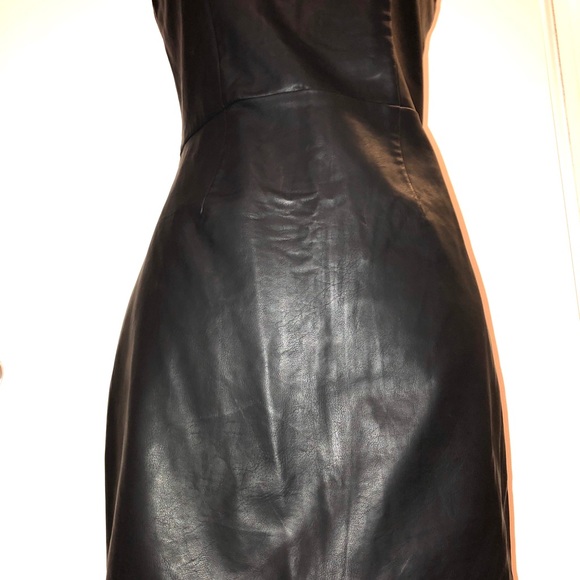 NWT MINKPINK Bck Strapless Faux Leather Mini Dress - Picture 5 of 5